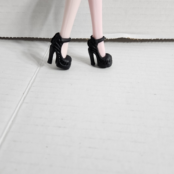 Shoes for monster high dolls - Picture 2 of 7